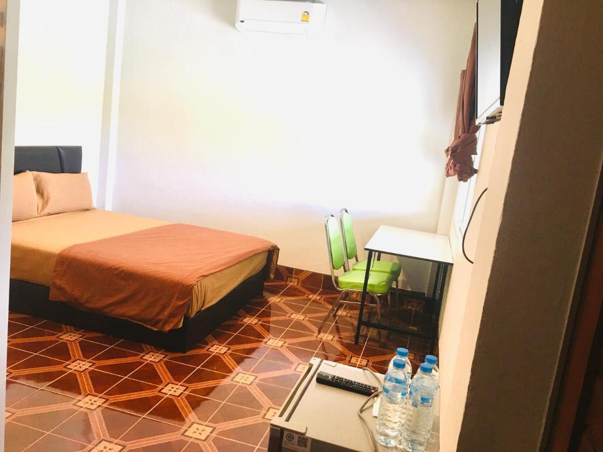 Saeng Tai Amphawa Apartment Samut Songkhram Bagian luar foto