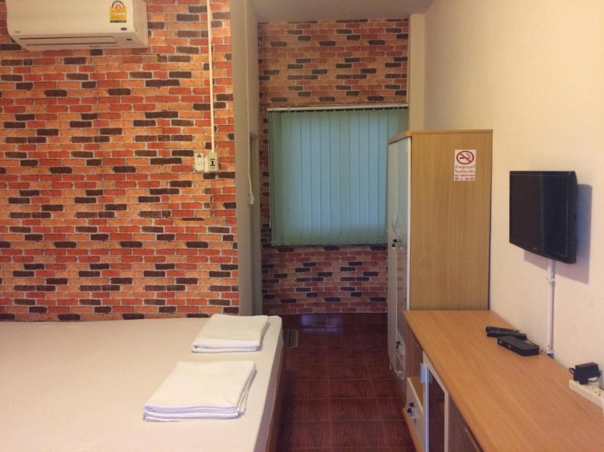 Saeng Tai Amphawa Apartment Samut Songkhram Bagian luar foto